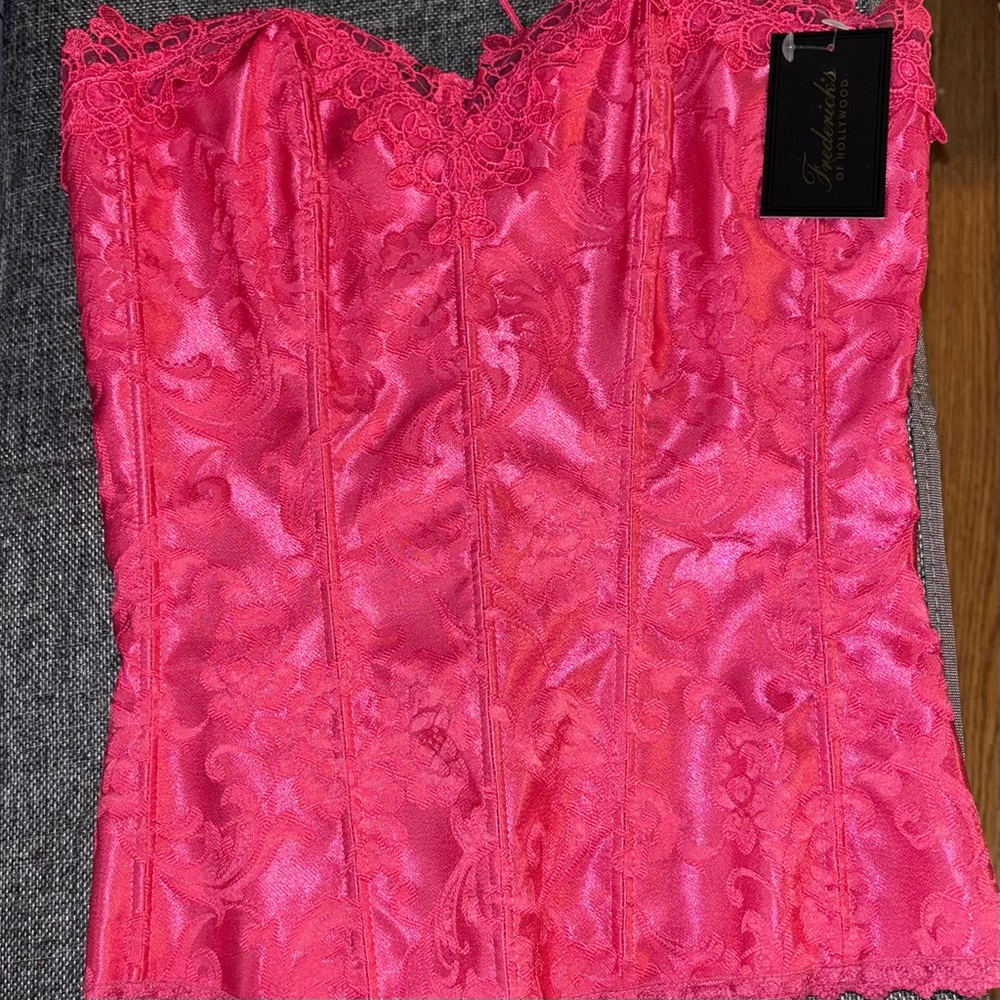 Frederick's of Hollywood Dream Sweetheart Corset Magenta Size 32 NEW WITH TAGS